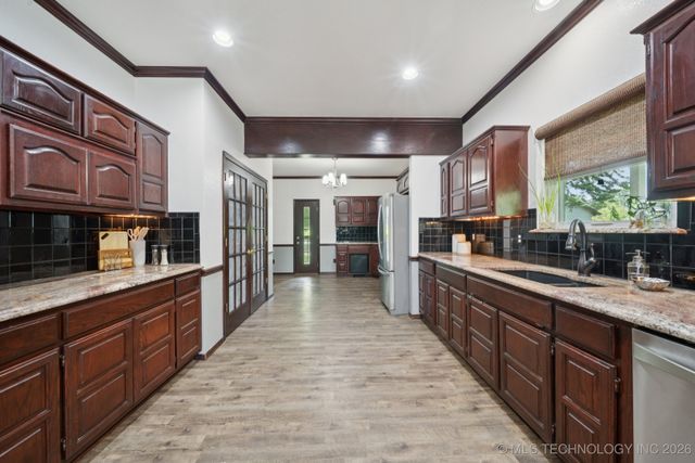 10102 N 147th East Avenue, Owasso, OK 74055