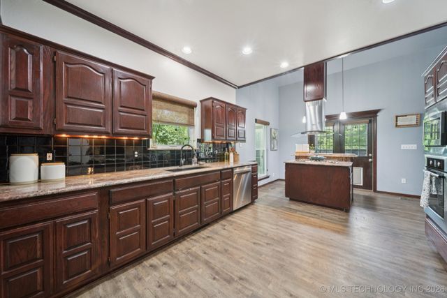 10102 N 147th East Avenue, Owasso, OK 74055