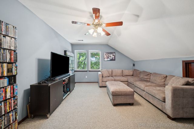 10102 N 147th East Avenue, Owasso, OK 74055