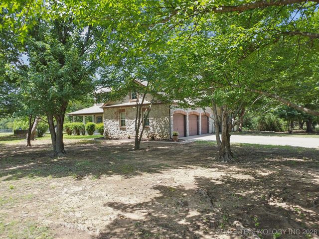 10102 N 147th East Avenue, Owasso, OK 74055