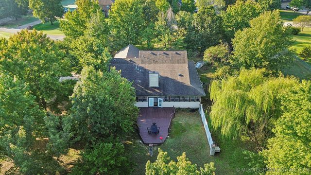 10102 N 147th East Avenue, Owasso, OK 74055