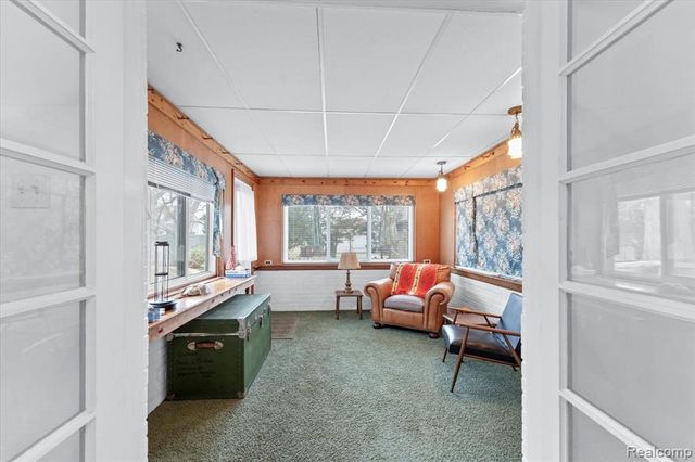 2221 Davis Street, Wyandotte, MI 48192