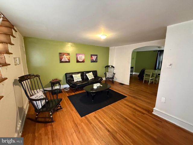 22 E FEDERAL ST, Burlington, NJ 08016