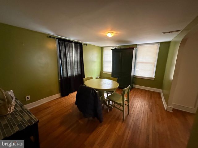 22 E FEDERAL ST, Burlington, NJ 08016