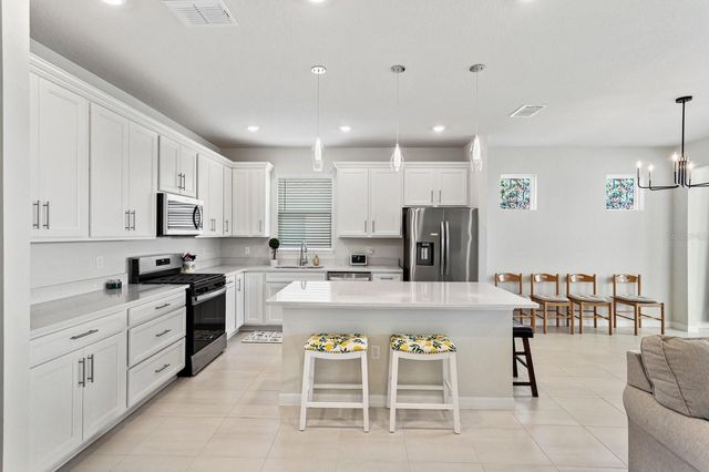 1323 ORANGE VALLEY ROAD, Minneola, FL 34715