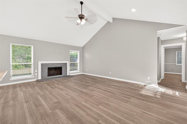 9507 Secretariat Drive, Houston, TX 77065