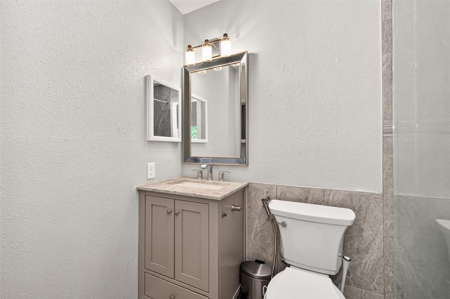 9507 Secretariat Drive, Houston, TX 77065