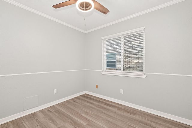 9507 Secretariat Drive, Houston, TX 77065