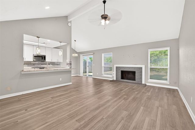 9507 Secretariat Drive, Houston, TX 77065