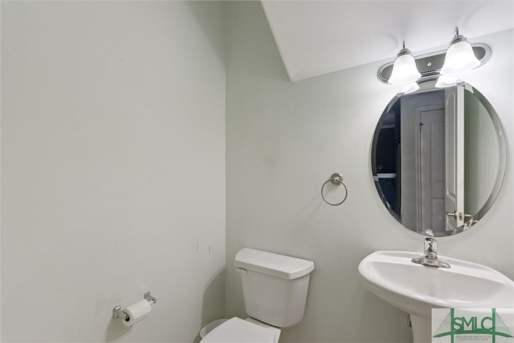 Image 16 of property listing at 106 Wesleyan Drive, Savannah, GA 31419