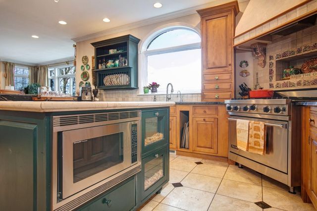 3471 N Karen Kourt, La Porte, IN 46350