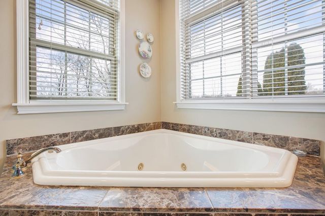 3471 N Karen Kourt, La Porte, IN 46350