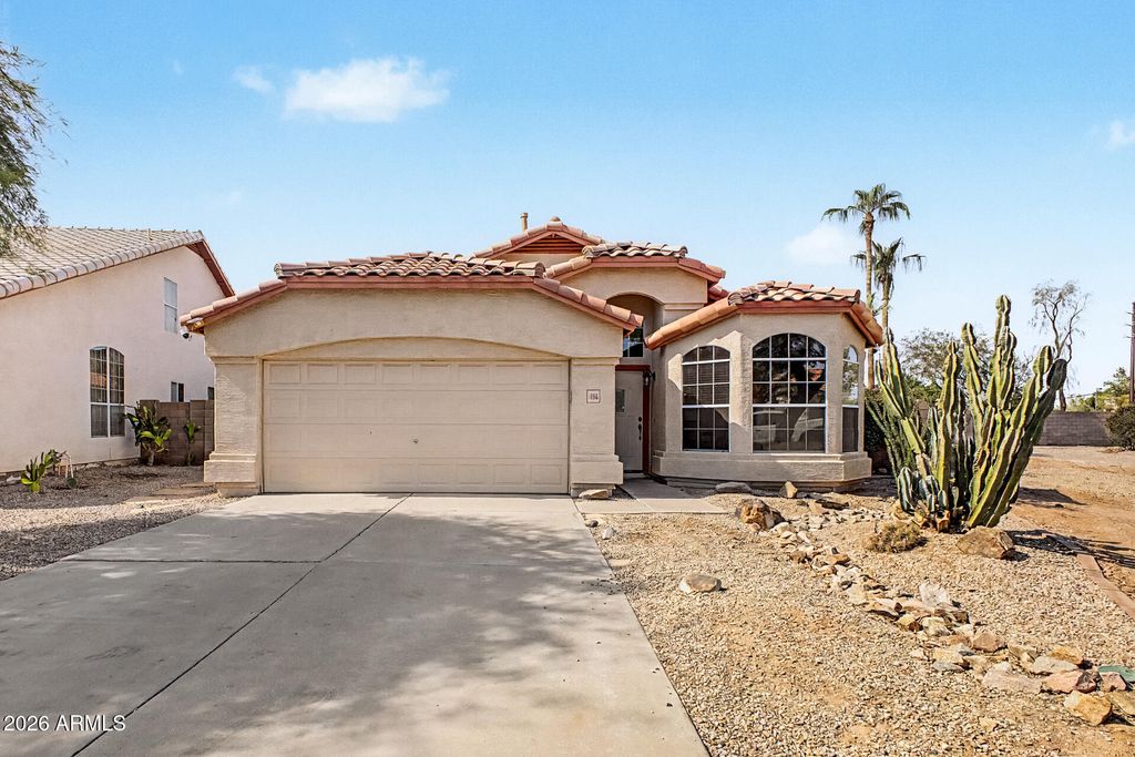 1566 E CHEYENNE Street, Gilbert, AZ 85296 — exterior
