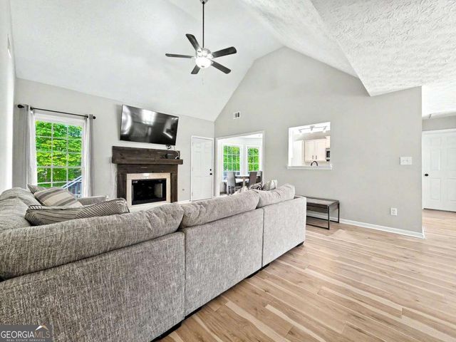 74 Crestview Lane, Dallas, GA 30157