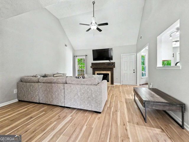 74 Crestview Lane, Dallas, GA 30157