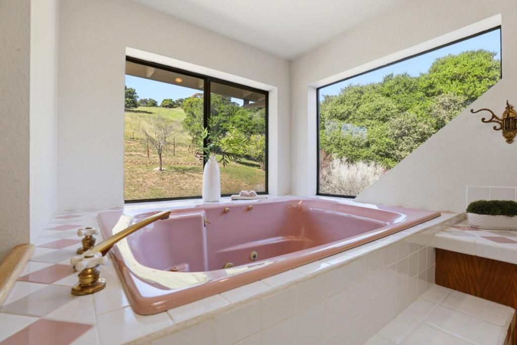 Image 25 of property listing at 215 Chateau Drive, Aromas, CA 95004