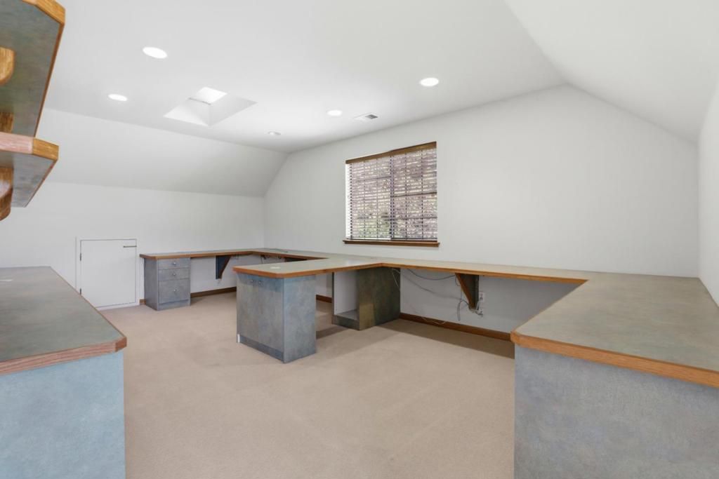 Image 39 of property listing at 215 Chateau Drive, Aromas, CA 95004