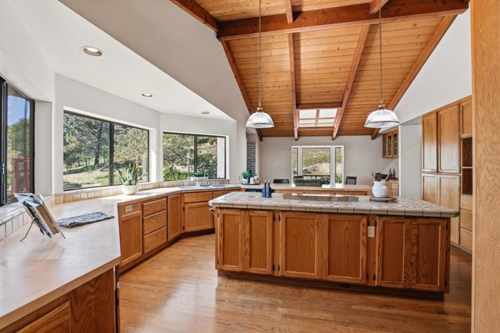 Image 7 of property listing at 215 Chateau Drive, Aromas, CA 95004