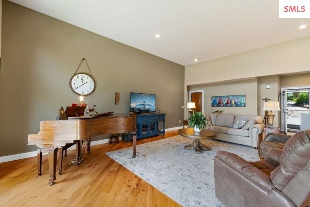 707 Eagen Mtn Drive, Hope, ID 83836 photo 12