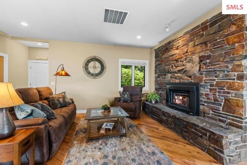 707 Eagen Mtn Drive, Hope, ID 83836 photo 20