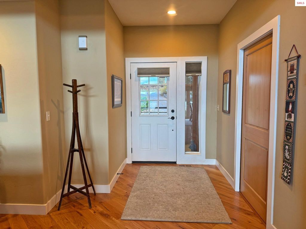 707 Eagen Mtn Drive, Hope, ID 83836 photo 8