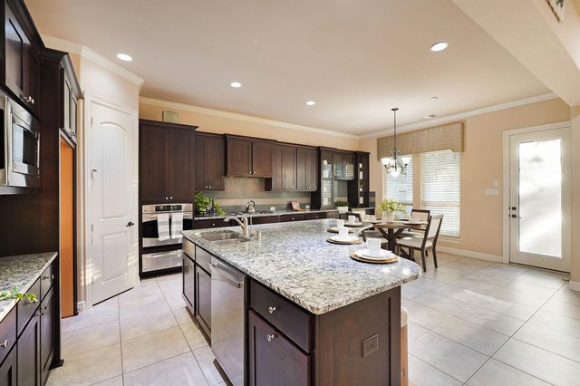 3102 Barrons Way, Sugar Land, TX 77479