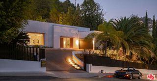 9229 Robin Drive, West Hollywood, CA 90069