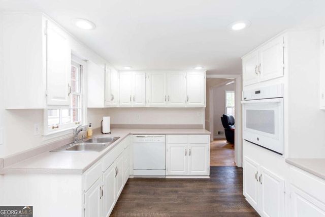 643 Grove Parkway SE, Marietta, GA 30067