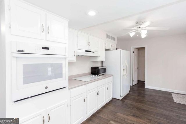 643 Grove Parkway SE, Marietta, GA 30067