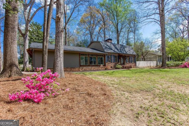 643 Grove Parkway SE, Marietta, GA 30067