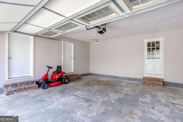 643 Grove Parkway SE, Marietta, GA 30067