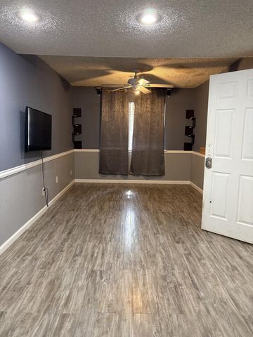 2628 Defor Road, Conroe, TX 77301