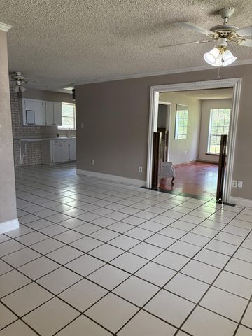 2628 Defor Road, Conroe, TX 77301