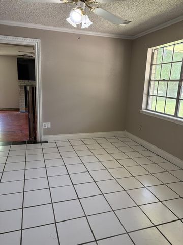 2628 Defor Road, Conroe, TX 77301