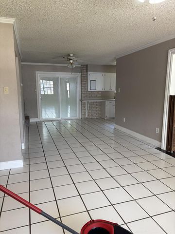 2628 Defor Road, Conroe, TX 77301
