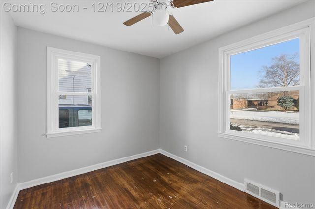 22785 Schroeder Avenue, Eastpointe, MI 48021