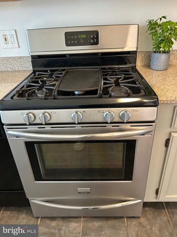 8415 PLEASANT PLAINS, Towson, MD 21286