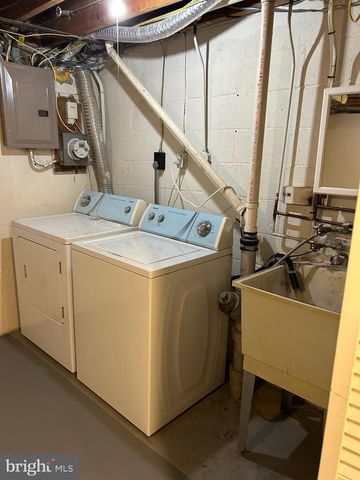 8415 PLEASANT PLAINS, Towson, MD 21286