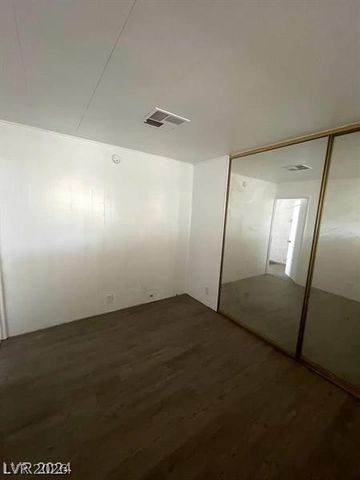 5580 East Carey Avenue, Las Vegas, NV 89156