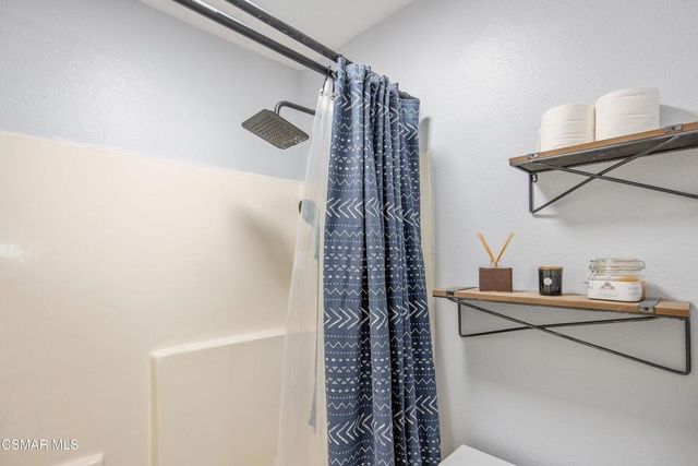 1253 Tivoli Lane 29, Simi Valley, CA 93065