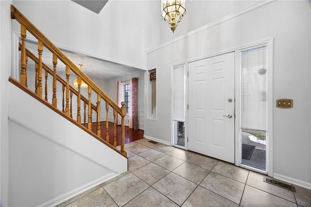 11 Pond Valley Circle, Penfield, NY 14526