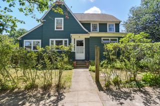 10 Glen Road, New Haven, CT 06511