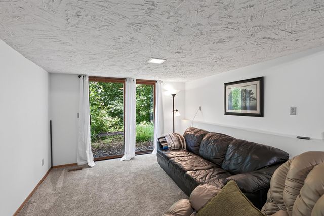 5595 Wedgewood Drive, Shorewood, MN 55331