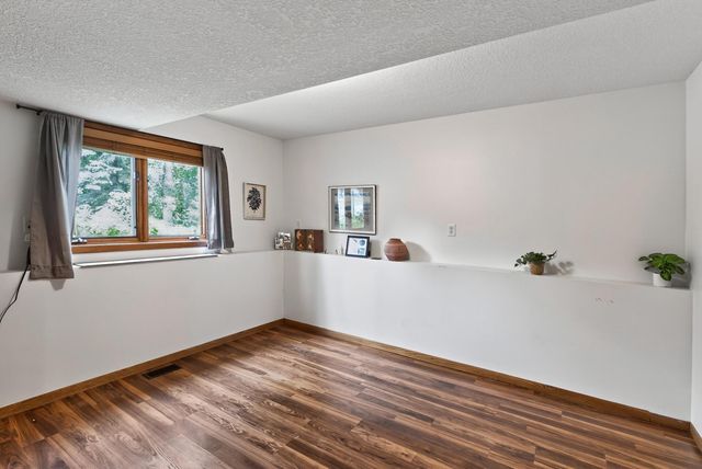 5595 Wedgewood Drive, Shorewood, MN 55331