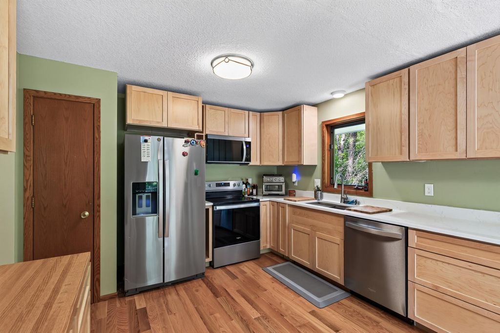 5595 Wedgewood Drive, Shorewood, MN 55331 — photo 4