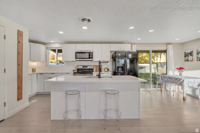 37 S EASTWOOD DR, Orem, UT 84097