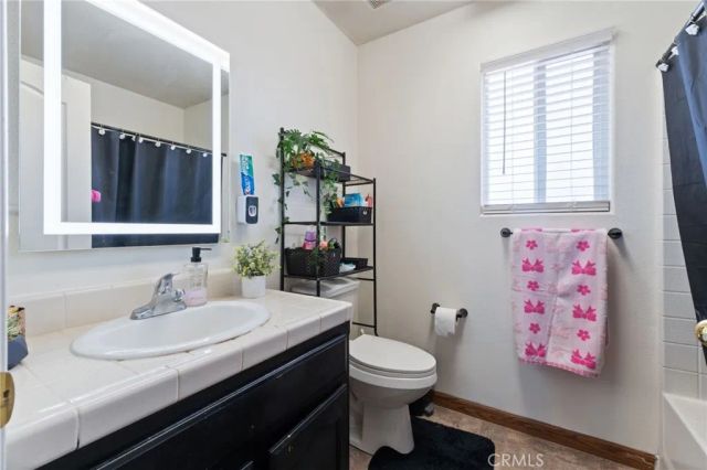 180 Cheney Lane, Coalinga, CA 93210