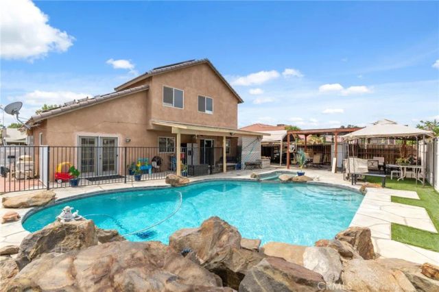 180 Cheney Lane, Coalinga, CA 93210