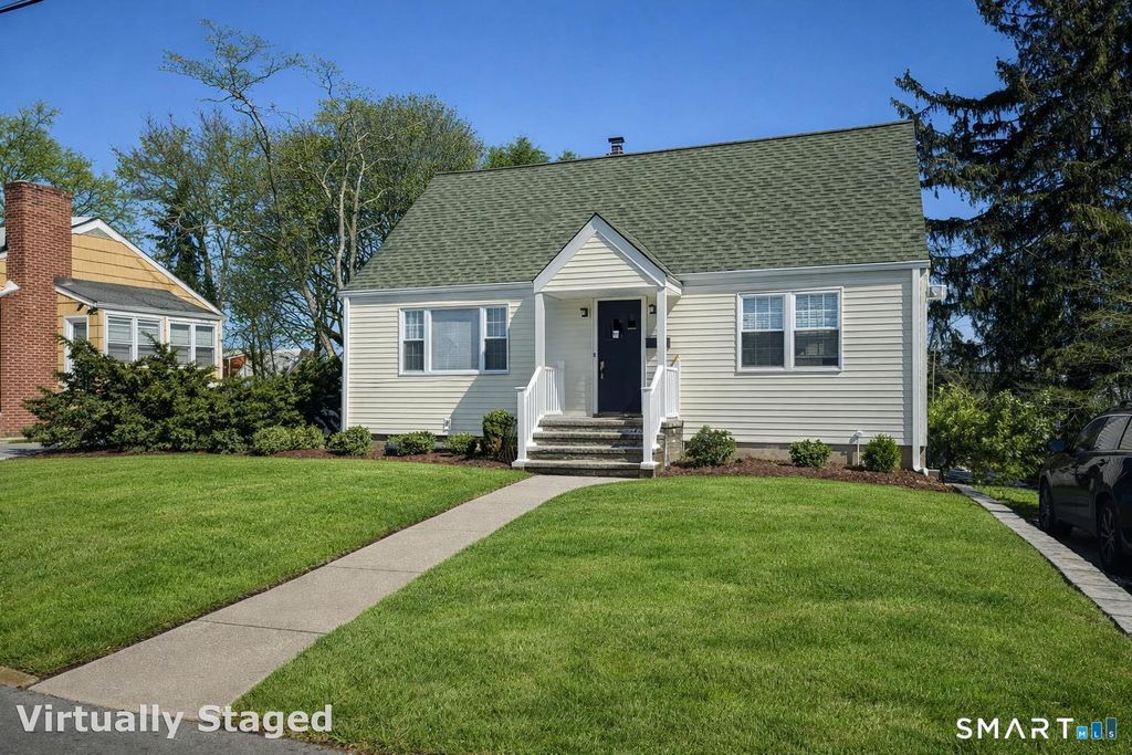 46 Myron Avenue, Bridgeport, CT 06606