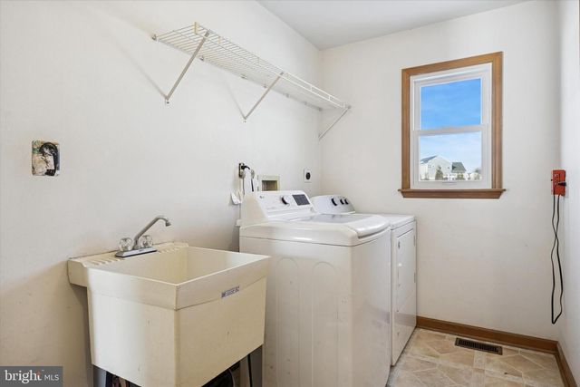 347 MOODS RD, Mullica Hill, NJ 08062